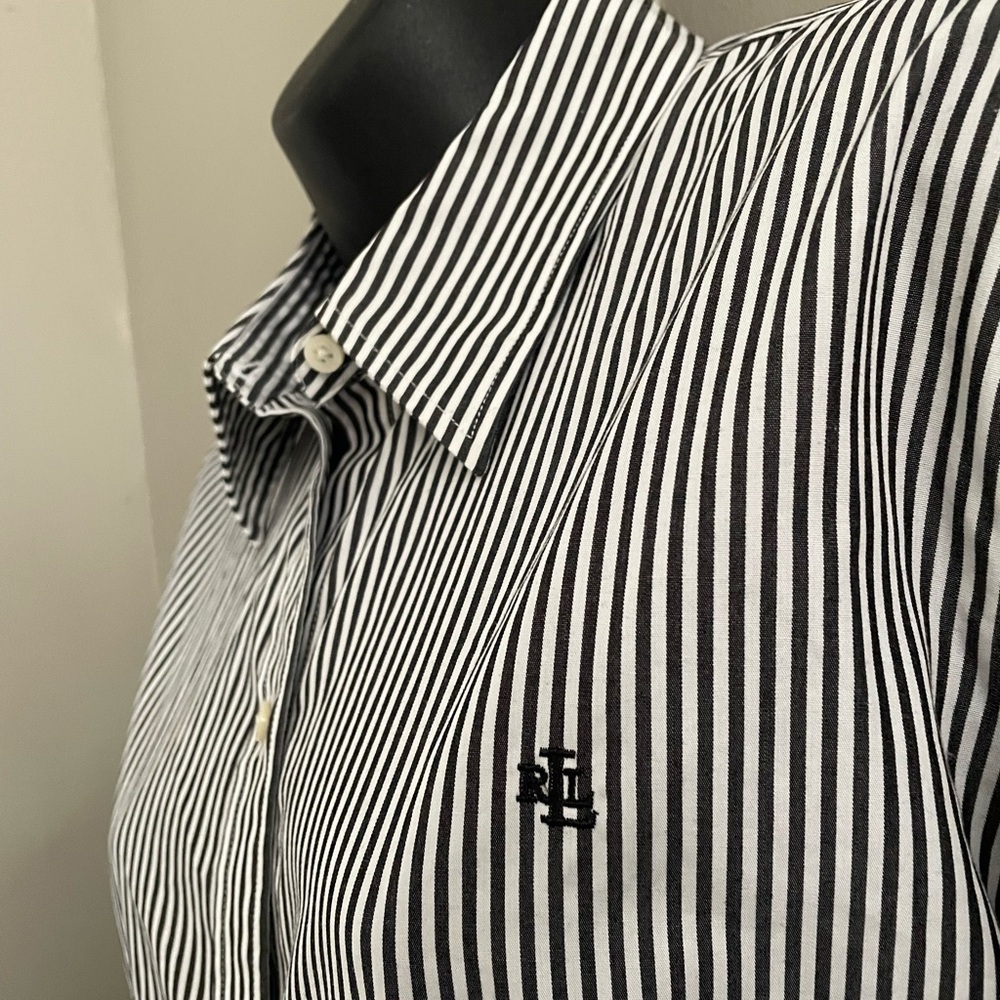 Ralph Lauren Black and White Vertical Stripe Button-Down Shirt - Picture 4 of 6